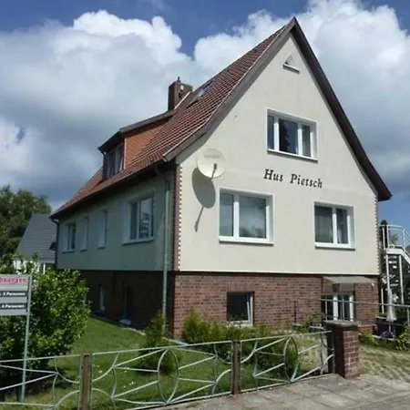 Hus Pietsch Gm 69664 * Graal-Mueritz